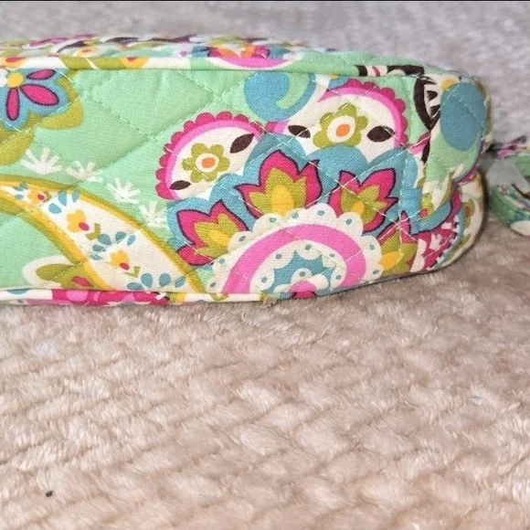 Vera Bradley Mini Frame Crossbody Tutti Frutti NWT Quilted Purse Bag Kiss Lock. - Picture 5 of 15